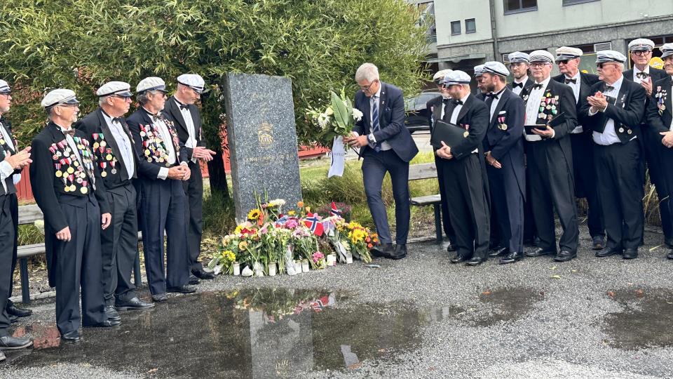 Lenke til artikkel: Verdig minnemarkering i sentrum