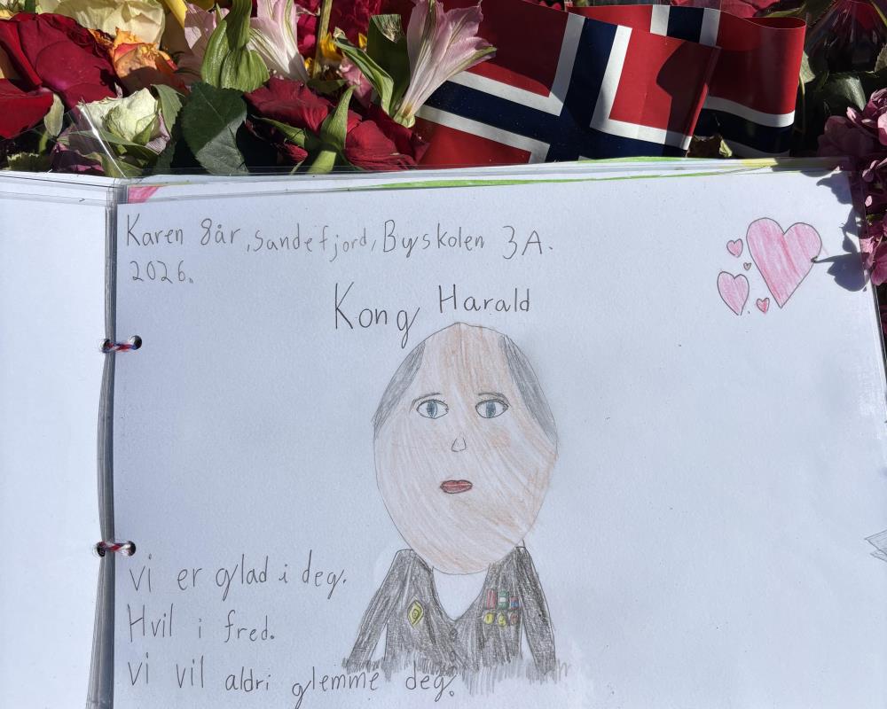 Lenke til artikkel: Hilsenene til kong Harald samles inn 