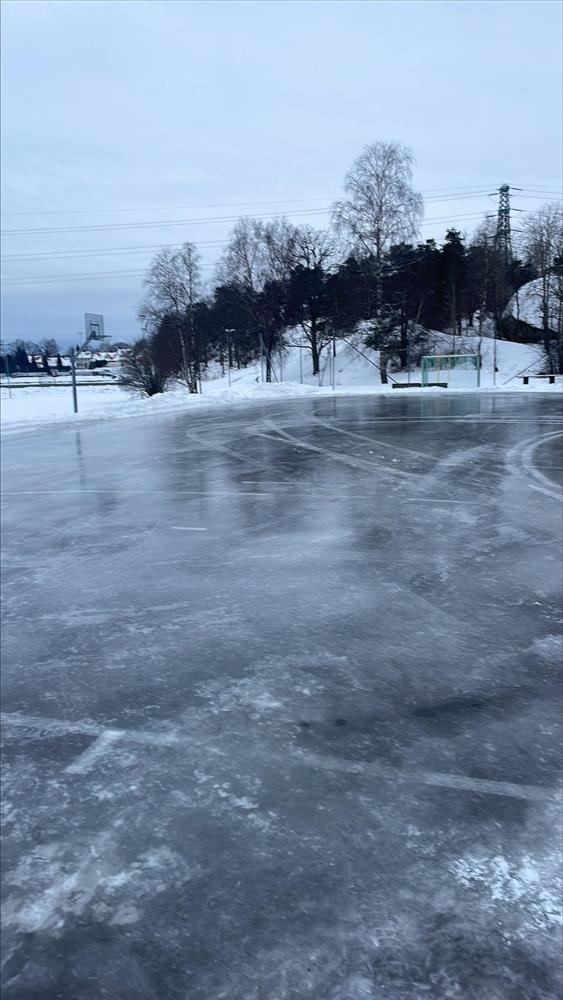 Isbane. - Klikk for stort bilde